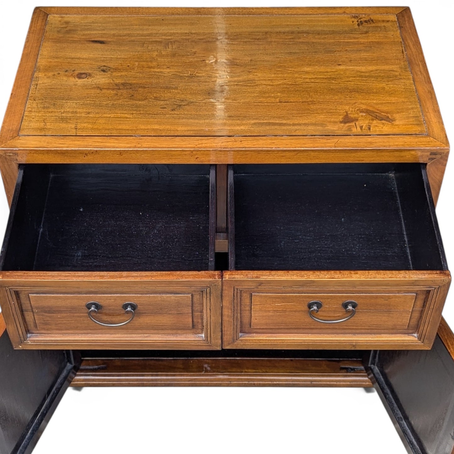 Elm End Table Cabinet | Late 20th Century | Chinese Hardwood
