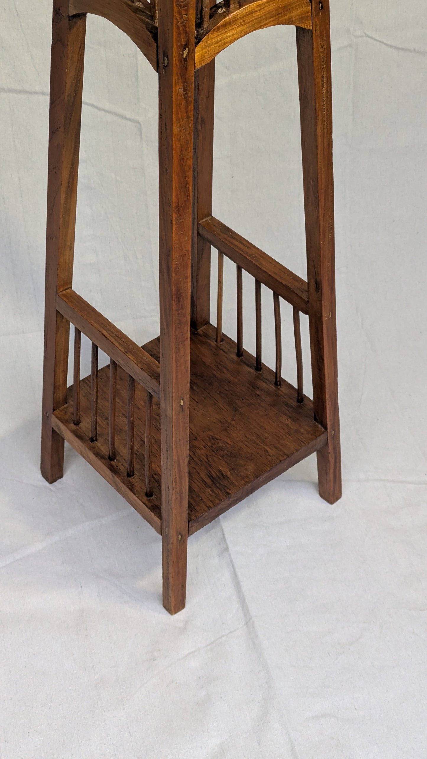 Antique Arts &amp; Crafts Solid Wood Pedestal Plant Stand