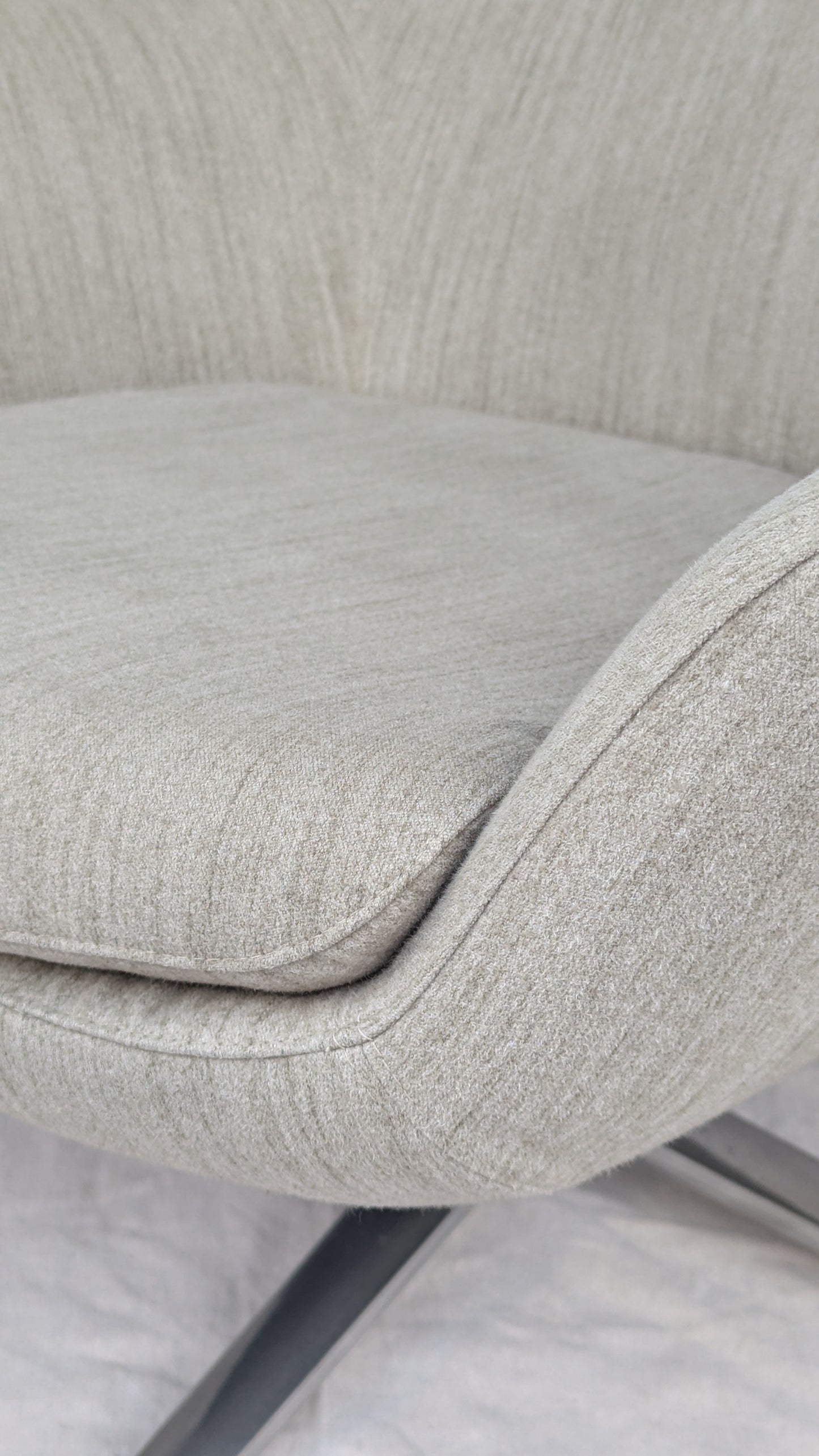 Coalesse Bob Lounge Chair