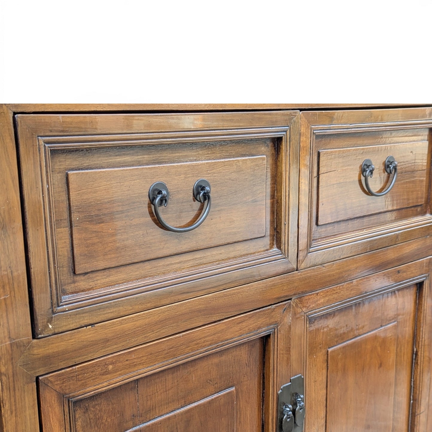 Elm End Table Cabinet | Late 20th Century | Chinese Hardwood